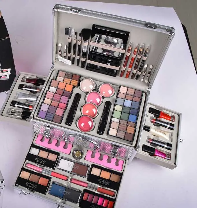 مجموعه مكياج -makeup set