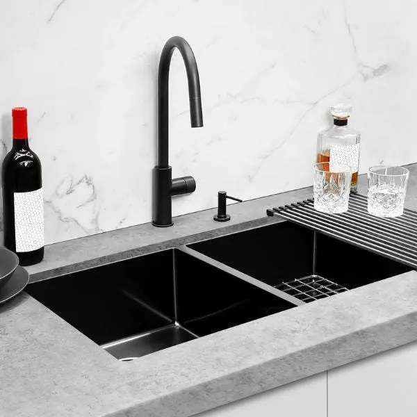 Meir Pinless Round Pull Out Kitchen Sink Mixer Tap Matte Black