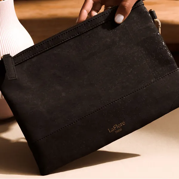 Petite Pochette
